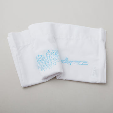 Poinsettia Embroidery Pillowcase Set Alternative View #1