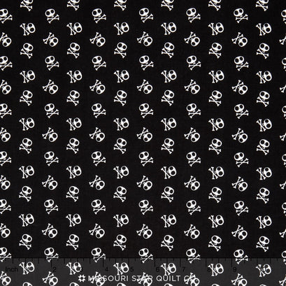 Blackbeard's Pirates - Blackbeard Skull Black Yardage