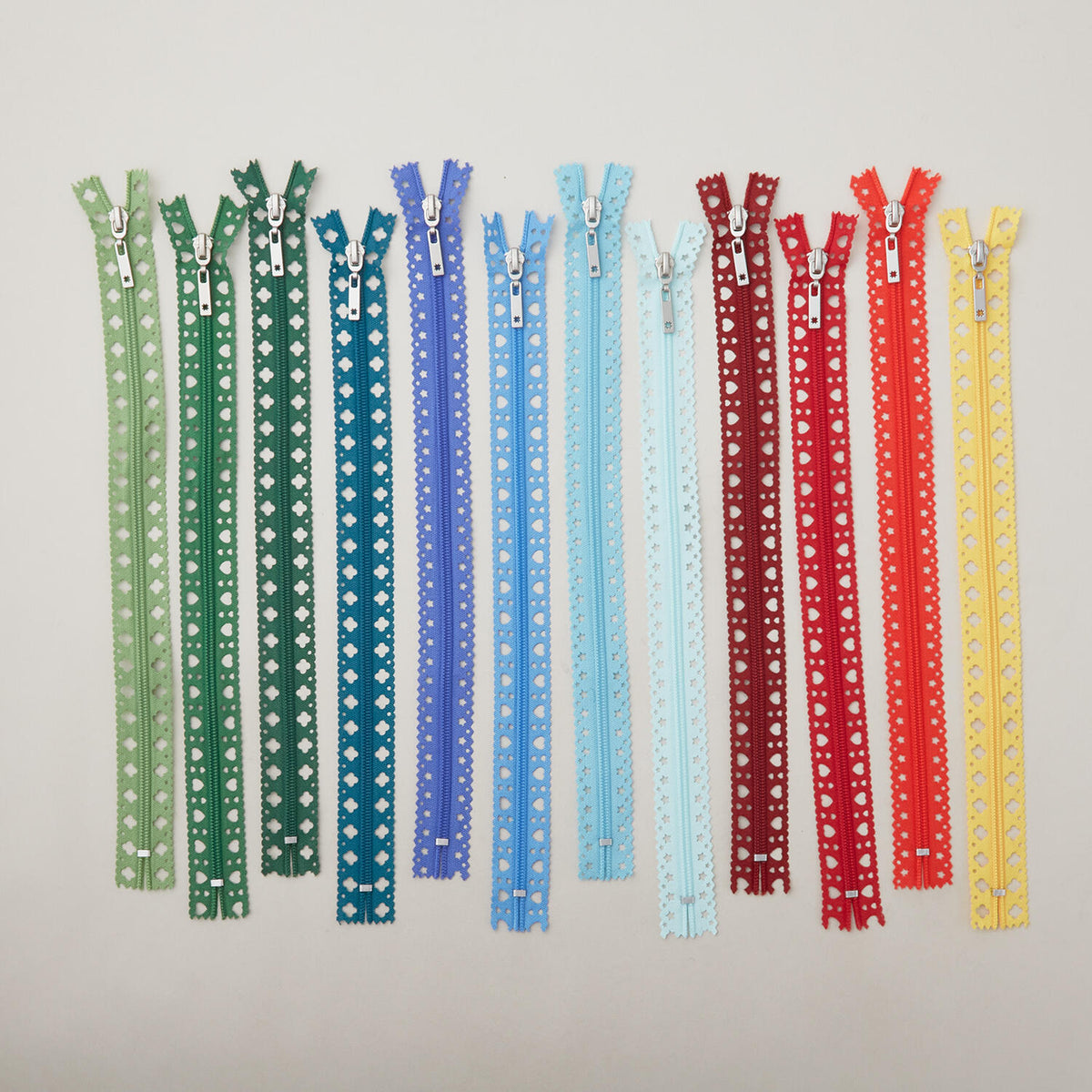 Missouri Star Fancy Zips Christmas (12pk)