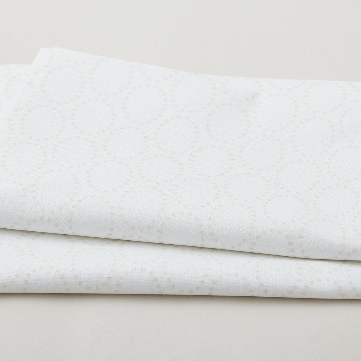 The Bright Side - Star Ovals White 2 Yard Cut