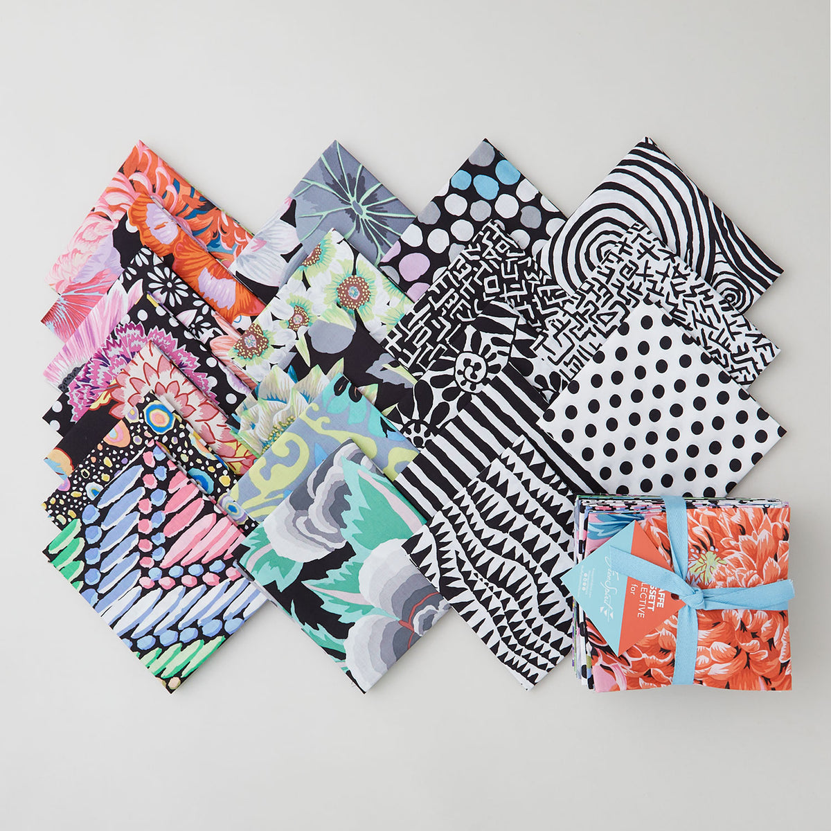 Kaffe Classics Polaris Colorstory Fat Quarter Bundle