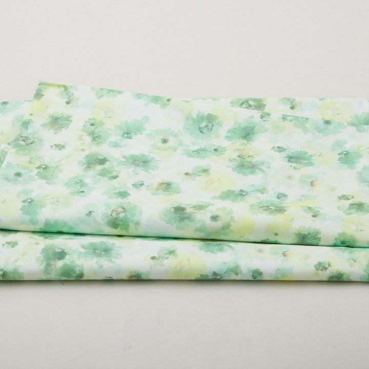 Sunset Cove - Pear Tossed Medium Flowers 2 Yard Cut