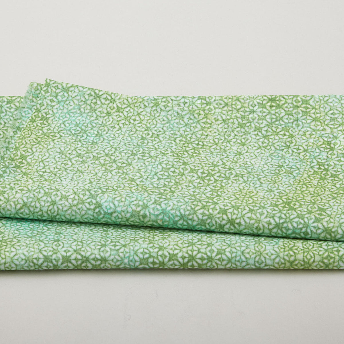 Sunset Cove - Pear Flower Grid 2 Yard Cut