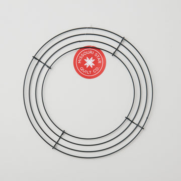 Missouri Star Wire Wreath 10" Primary Image